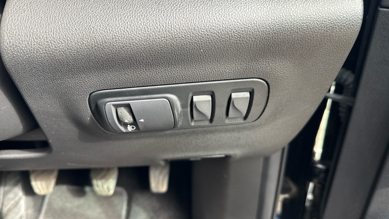 Renault Kadjar 1.3 TCE S Edition 5dr Petrol Hatchback